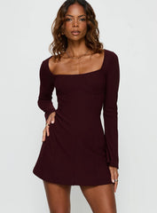 Encounters Long Sleeve Mini Dress Wine