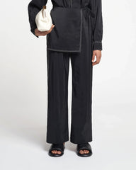 Evea - Glass Poplin Pants - Black